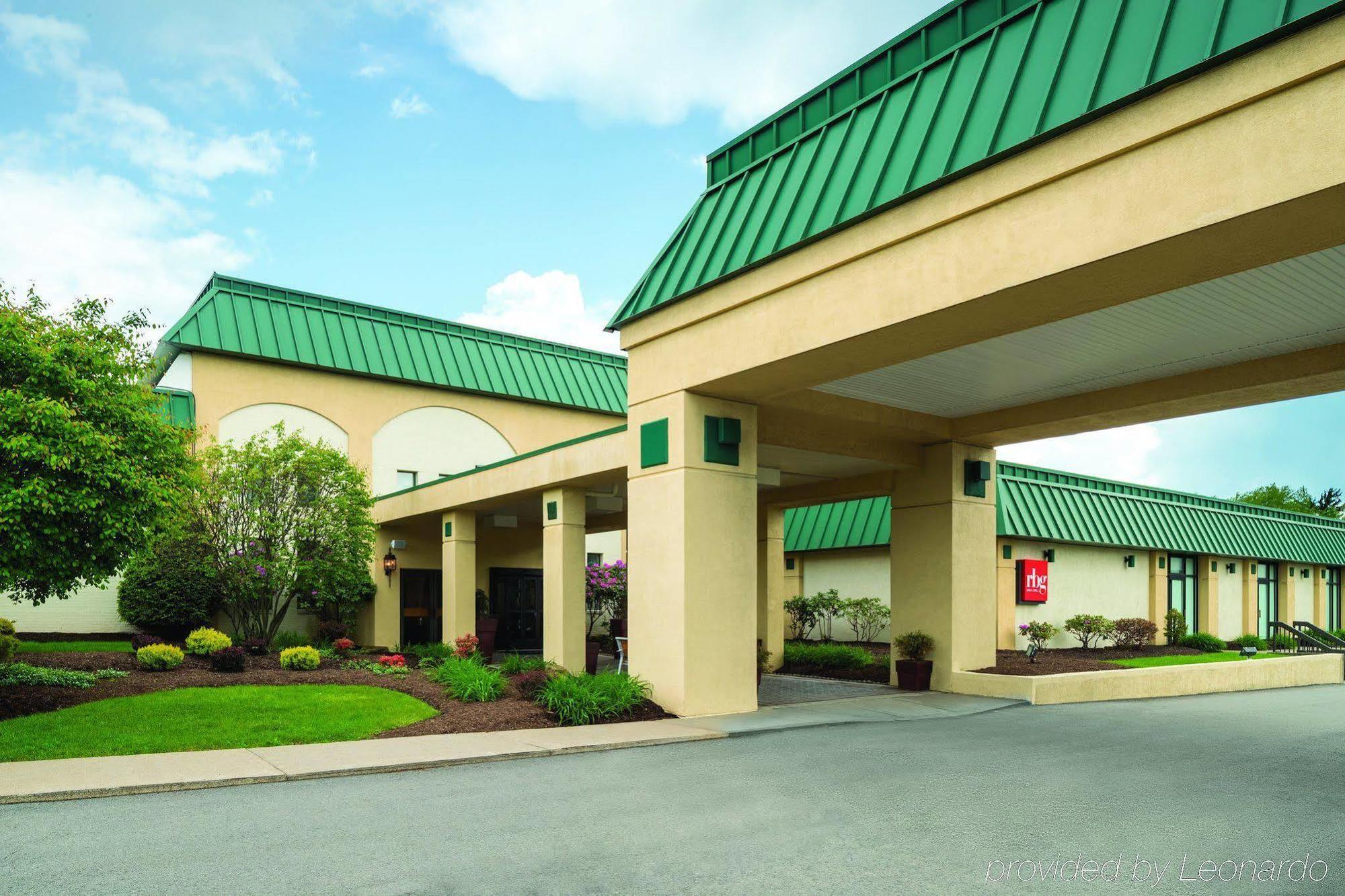 Ramada By Wyndham 3*